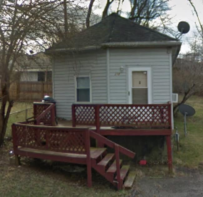 Just updated! 2 bedroom 1 bath house for r... - Just updated! 2 bedroom 1 bath house for r...