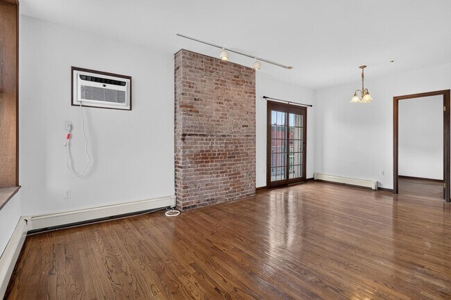 Photo - 1103 Washington St Unit # 6 (4th fl)