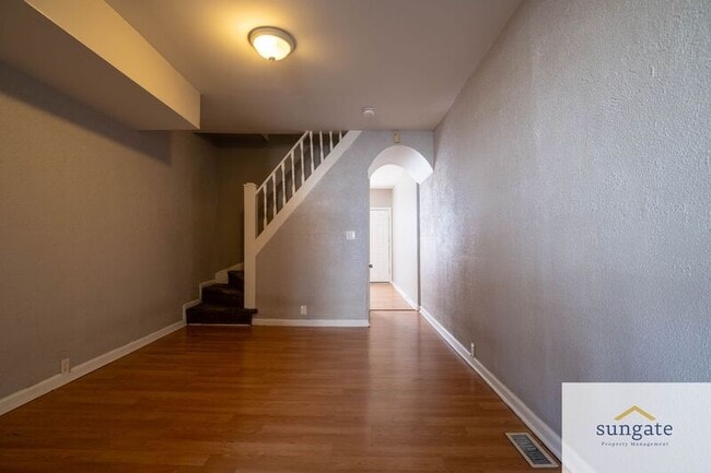 Photo - 1210 Sargeant St