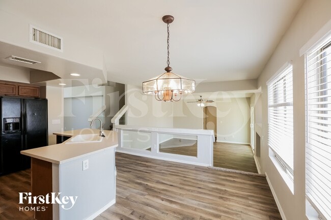 Photo - 7963 W Marlette Ave