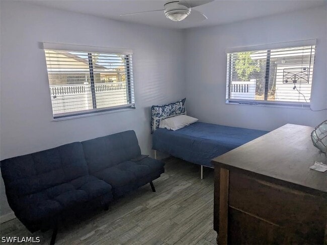 Photo - 715 SE 47th St Unit 104