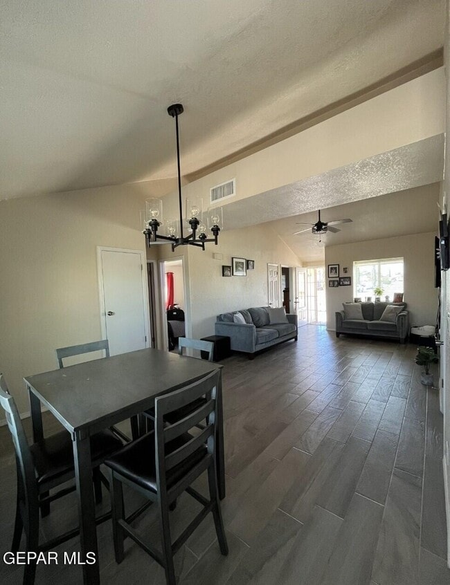 Photo - 1642 Dick Mayers Dr