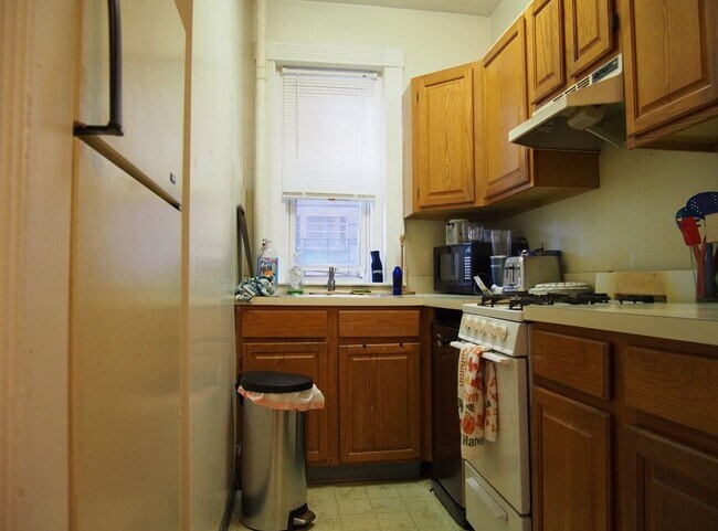 Photo - 451 Park Dr