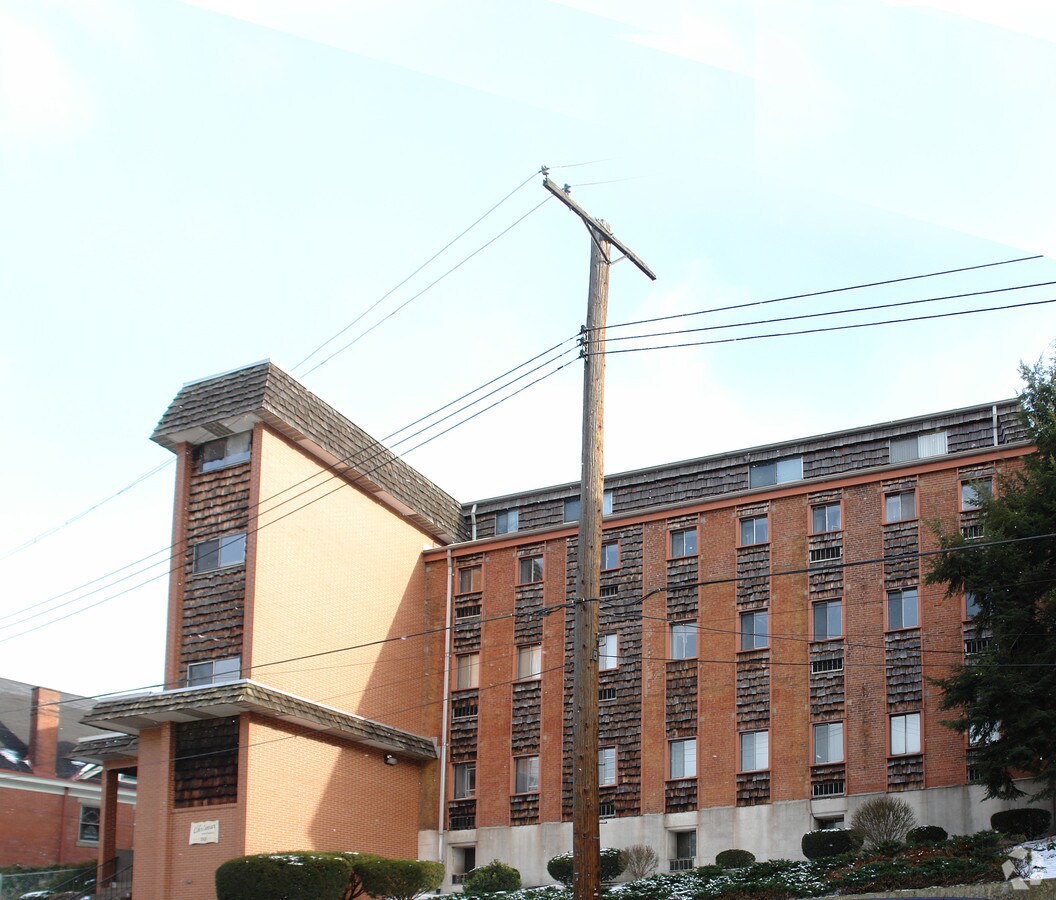 Photo - 110 Butler St