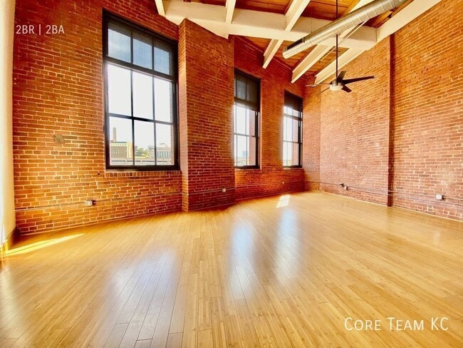 Photo - 382 W 22nd St Unit 205