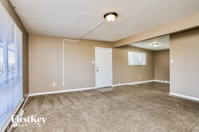 Photo - 31 Delores Dr