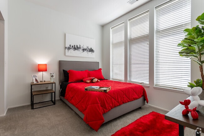 1BR, 1BA - 550SF - Bedroom - Lennox Flats