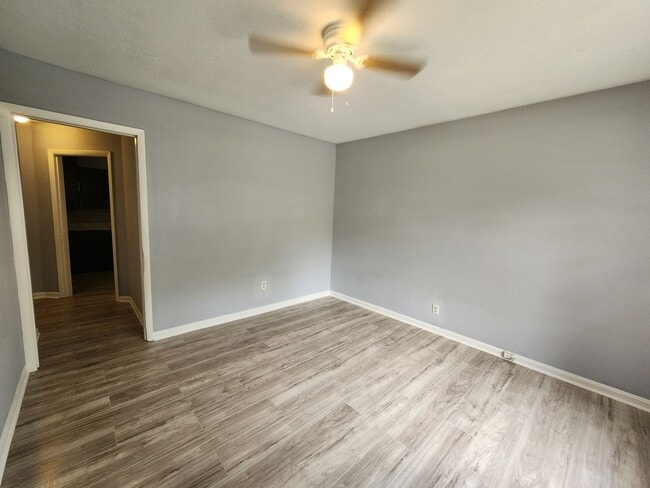 Photo - 2639 Willow St Unit B