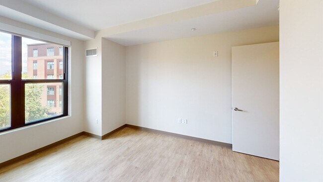 Photo - 225 Centre St Unit 621