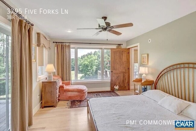 3795 Five Forks Ln
