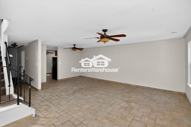 Photo - 16329 Taconic Cir