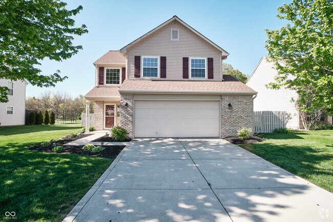 Building Photo - 10856 Trailwood Dr Rental
