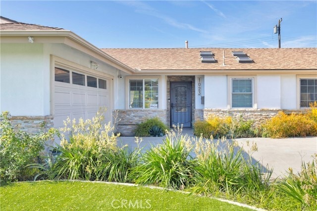 Photo - 1023 Lawanda Pl