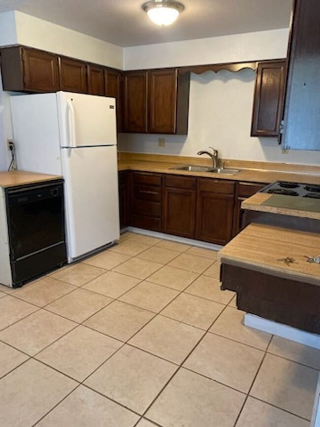 Photo - L996 Unidad 02