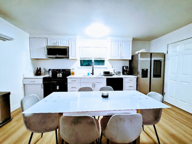 Photo - 1200 W Edmundson Ave Unit C