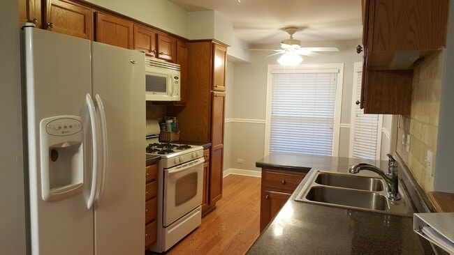 Photo - 1722 Ranchview Dr