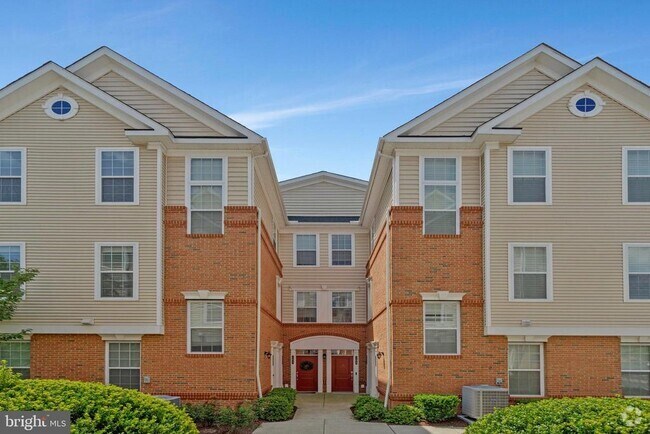 Building Photo - 23286 Southdown Manor Terrace Unit 101 Rental
