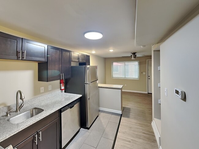Photo - Lantern Square Apartments-A3 Unit A3