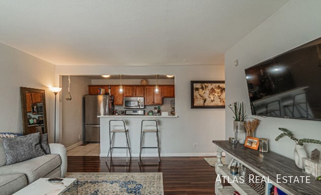 Photo - 2424 W 35th Ave