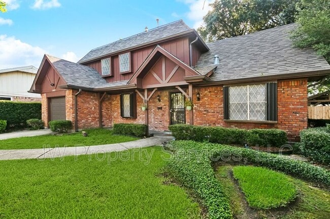 Photo - 4805 Burke Dr House