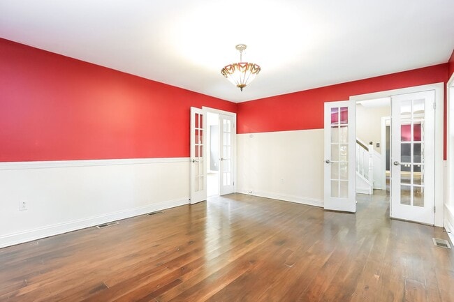 Photo - Stunning 3 Bedroom Home with Barn and Over 3 Acres!