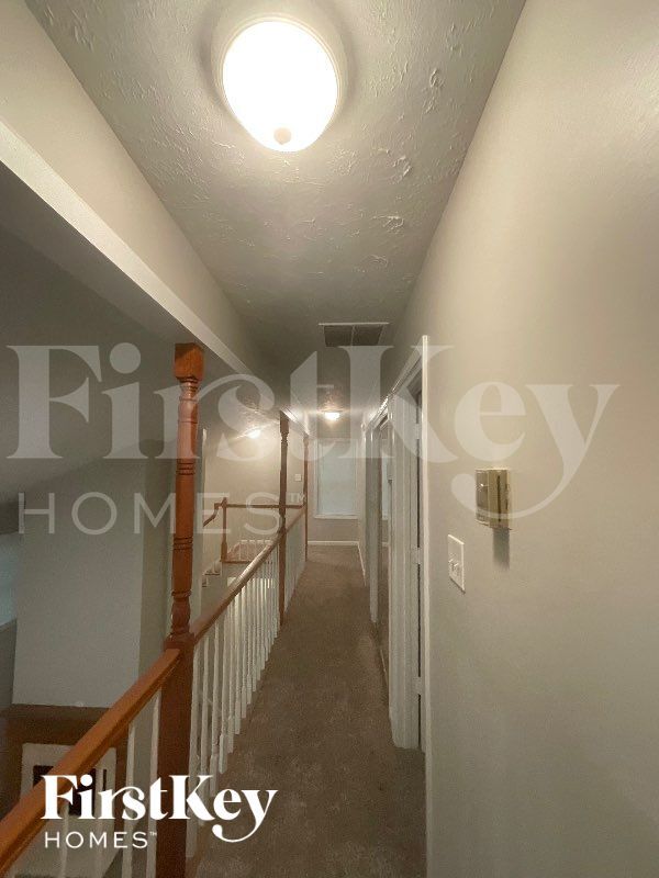 Photo - 4388 Marjorie Rd SW
