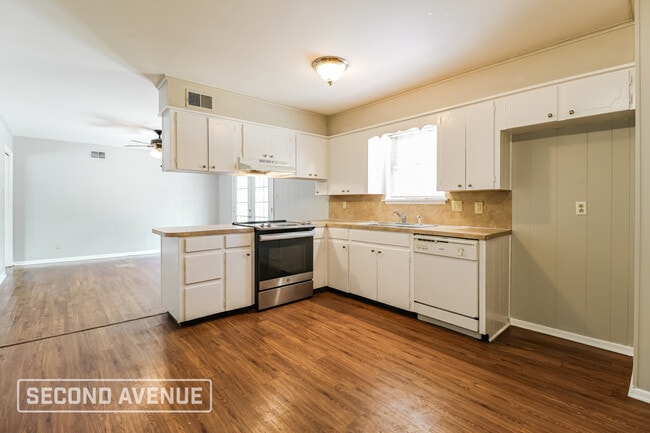 Photo - 8110 Alvin Ln