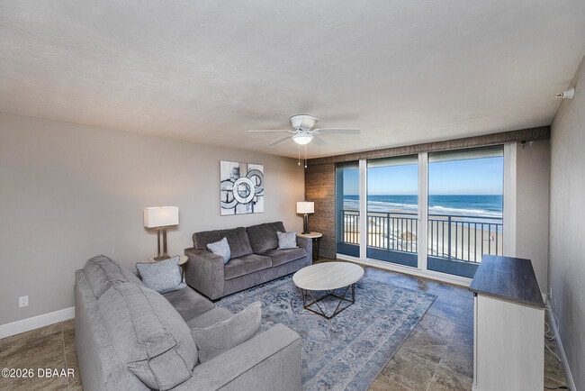 Photo - 2545 S Atlantic Ave Unidad 402