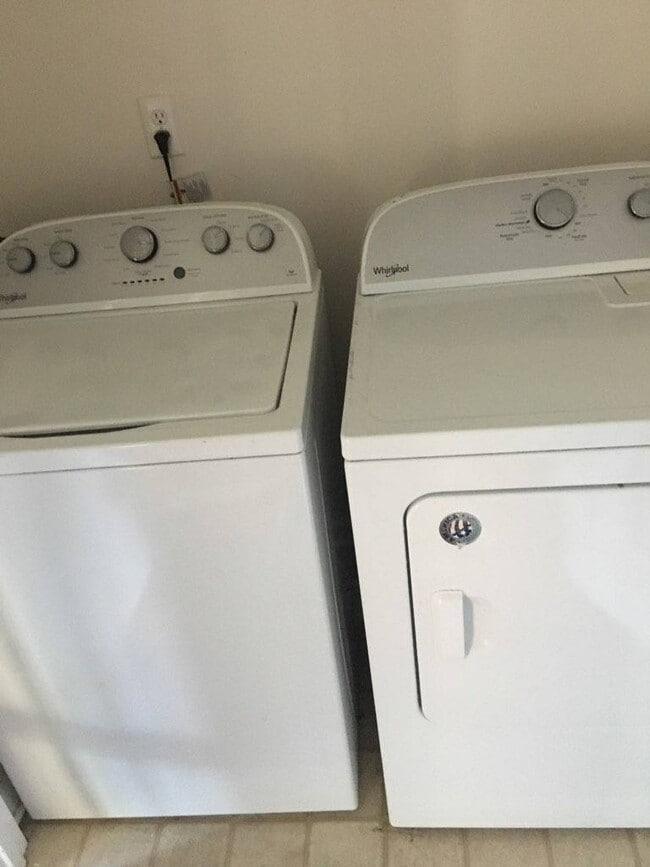 Photo - 2861 Bennington Dr