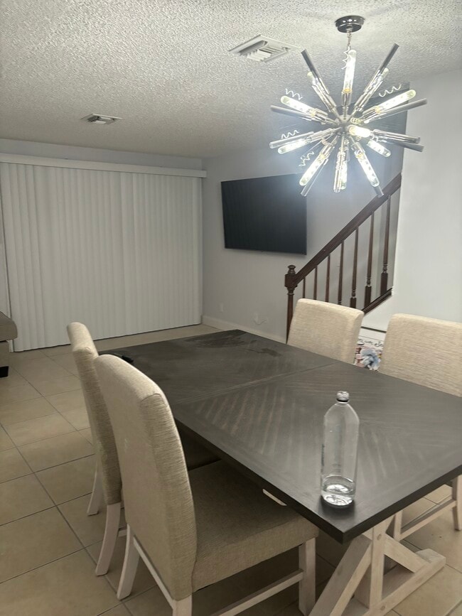 Photo - 317 Georgian Park Dr