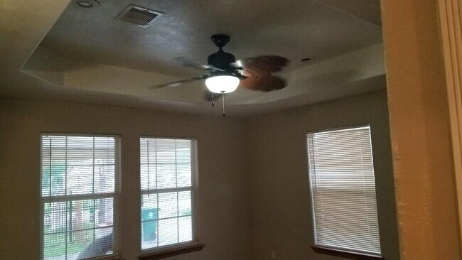 Photo - 8030 Darlington Dr