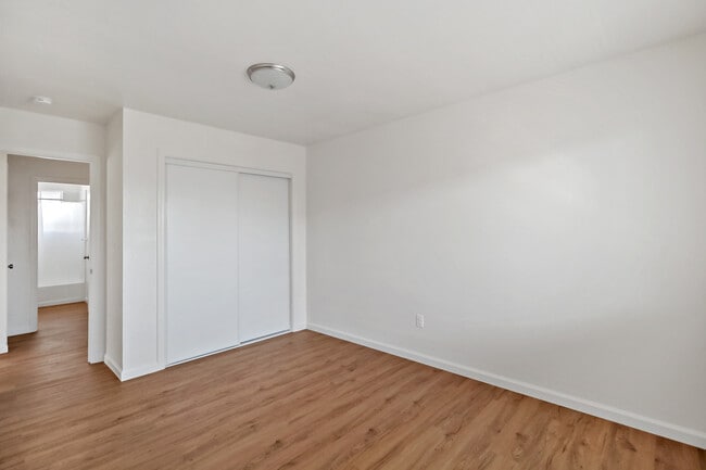 Photo - 2642 35th Ave Unidad c