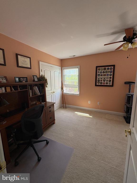 Photo - 225 W 5th St