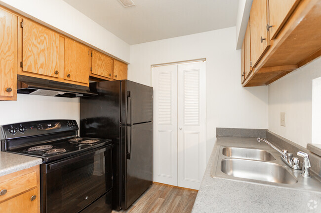 Quail Lakes Apartments - Winston-Salem, NC | ForRent.com