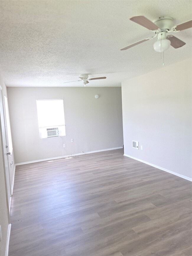 Photo - 1218 1st Ave N
