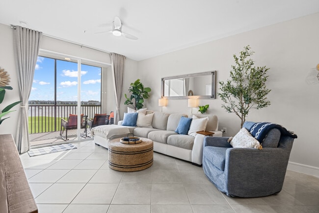 Photo - 5651 Double Eagle Cir Unidad 4335