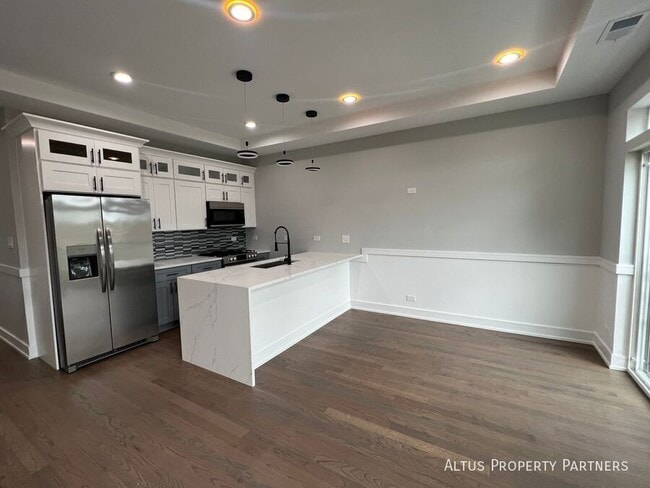 Building Photo - 6444 S Evans Ave Unit 2