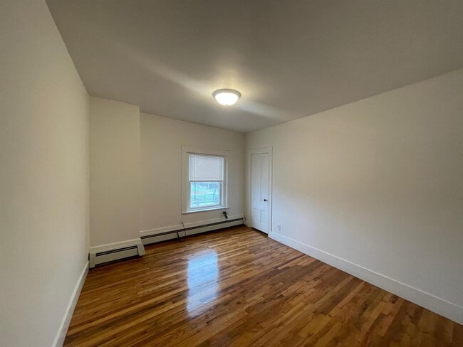 Photo - 545 Somerville Ave Unit 3