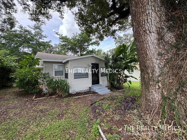 Photo - 2320 S Shine Ave