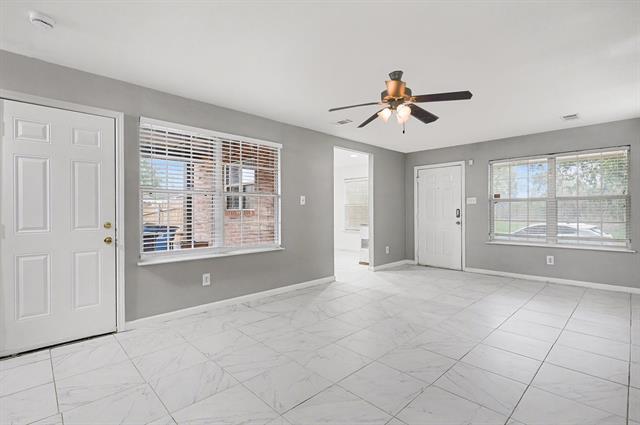 Photo - 1417 Hamburg St