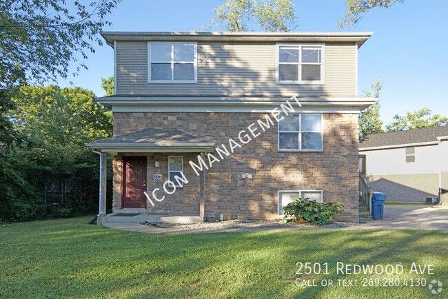 Building Photo - 2501 Redwood Ave Rental