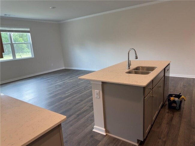 Photo - 2486 Bayberry St