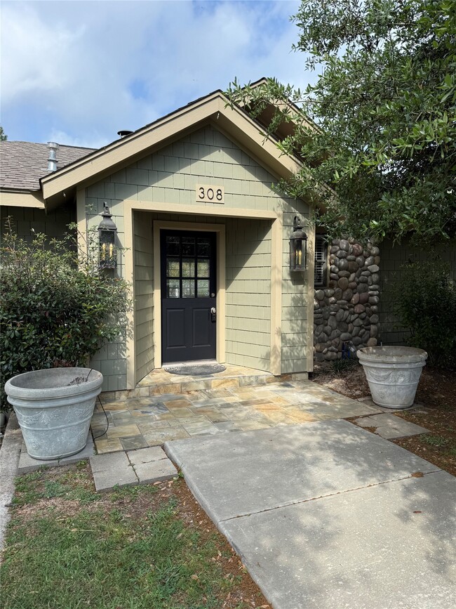 Building Photo - 308 Indian Shore