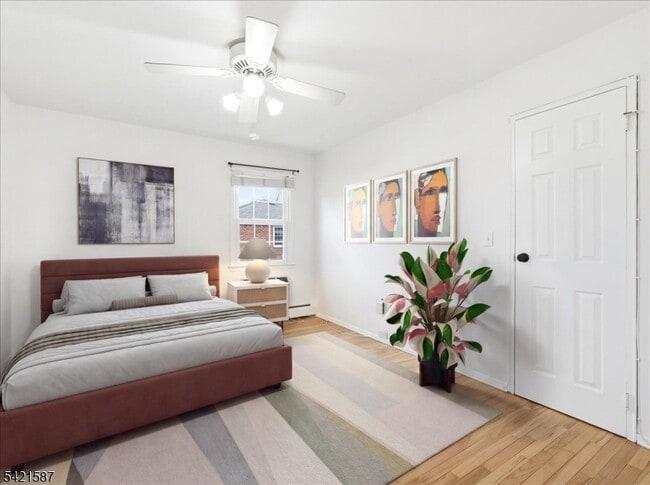 Photo - 115 Pitney Pl