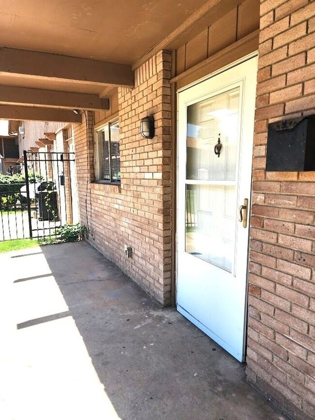 Photo - 3 Bed 2.5 Bath Apt NW OKC