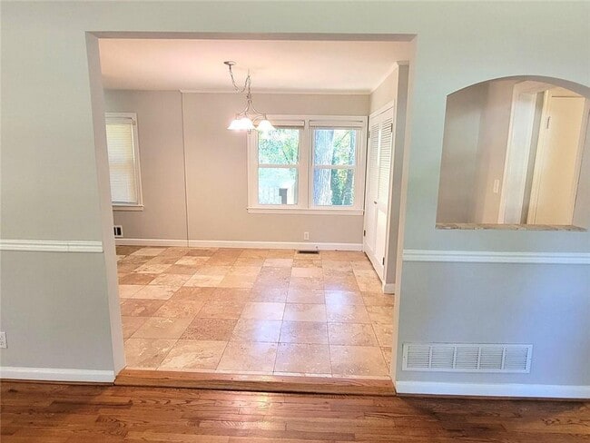 Photo - 1061 Homewood Ct