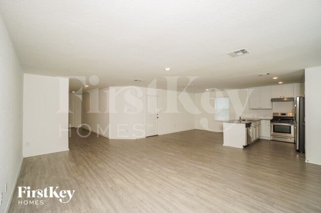 2438 Double Oak Dr