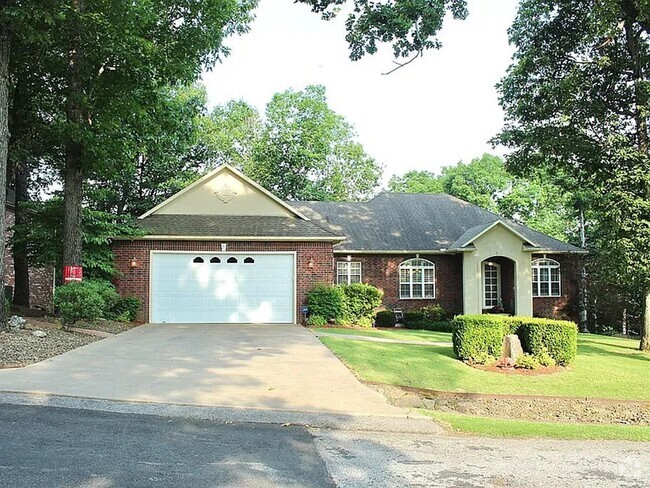 Building Photo - 2507 NW Linebarger Ln Rental