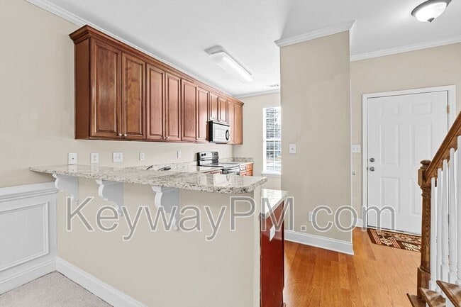Photo - 1241 Roy St