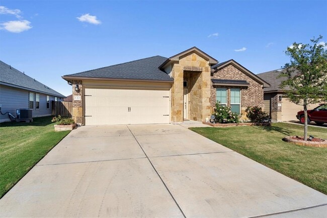 Photo - 122 Beth Ann Loop